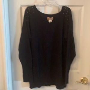 Black sweater round necknwt size Xl
